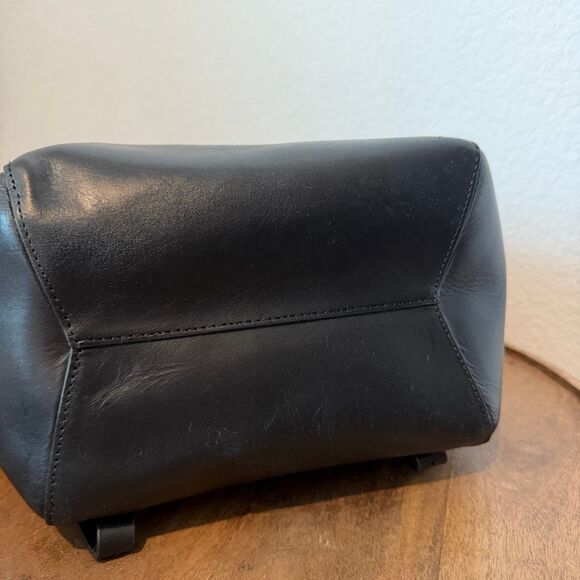 Aritzia Alxiliary Black Smooth Leather De Bray Backpack Book Bag Purse Women's - Picture 10 of 13